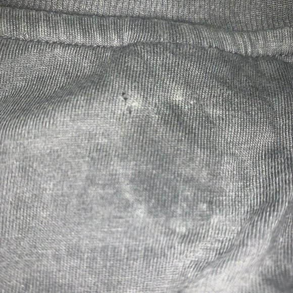 Blackarv Darkness Industries Mens Gray V-Neck Short Sleeve TShirt Size S Graphic - Picture 7 of 7